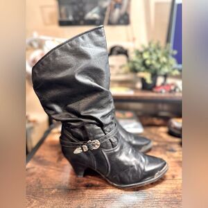Vintage Zodiac Black Leather Heeled Boots size 10